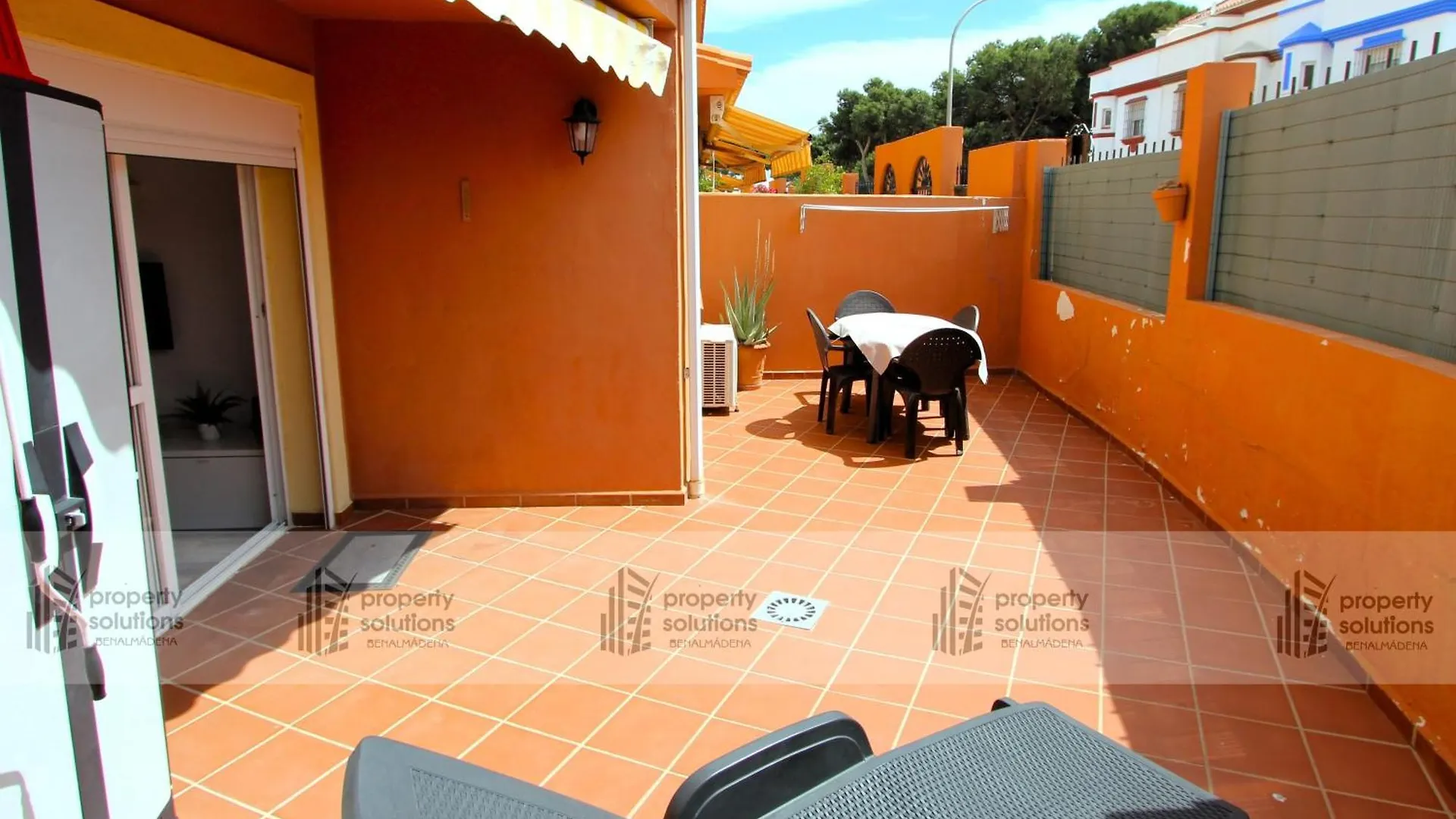 Torremolinos - A 600M De La Playa De La Carihuela - Terraza Soleada - Piscina - Parking Gratisアパートメント アパート